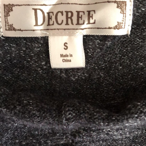 Cardigan - Picture 2 of 2